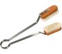 Brosse nettoyage feuilles de plantes