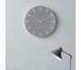 Horloge en métal Charme 45 cm - KARLSSON