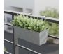 Jardinière balcon en zinc à suspendre - ESSCHERT DESIGN