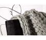 Jeté de canapé grosse maille en polyester Kate 170 x 130 cm - VENTURE HOME