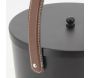 Seau à cendres en métal noir et cuir - 34,90