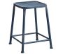 Tabouret carré en métal bleu
