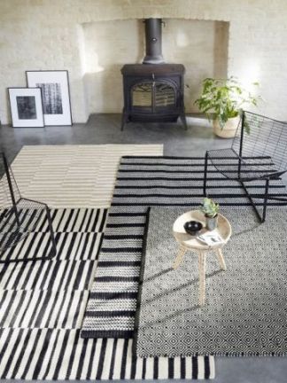 Tapis rond rouge ou noir naturel pour un effet graphique très déco