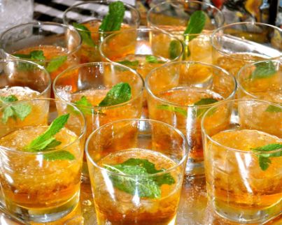 Ensemble à cocktail avec 4 recettes