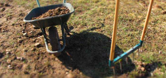 preparer-son-potager-materiel-equipement-outils