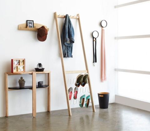 Fixer un Porte-Manteau au Mur sans Percer : 6 Méthodes