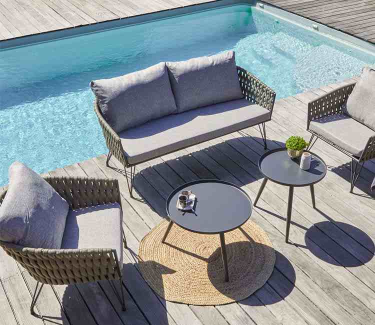 mobilier-de-jardin-resine-tressee-effet-bois-tissu-gris