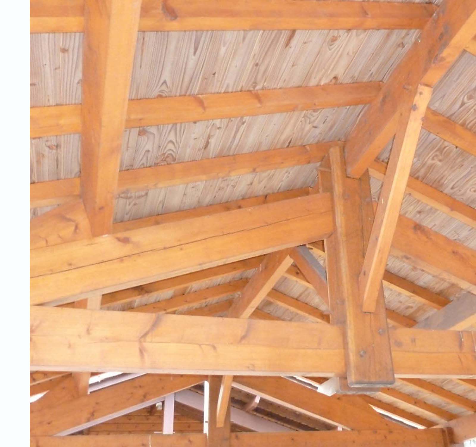 carport-autoportant-bois
