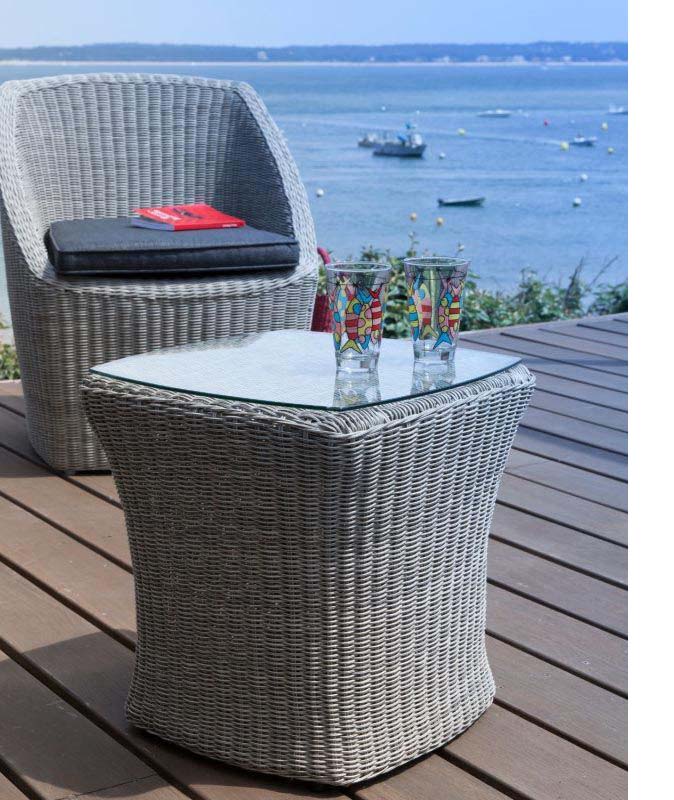 salon-de-jardin-detente-rotin-tresse