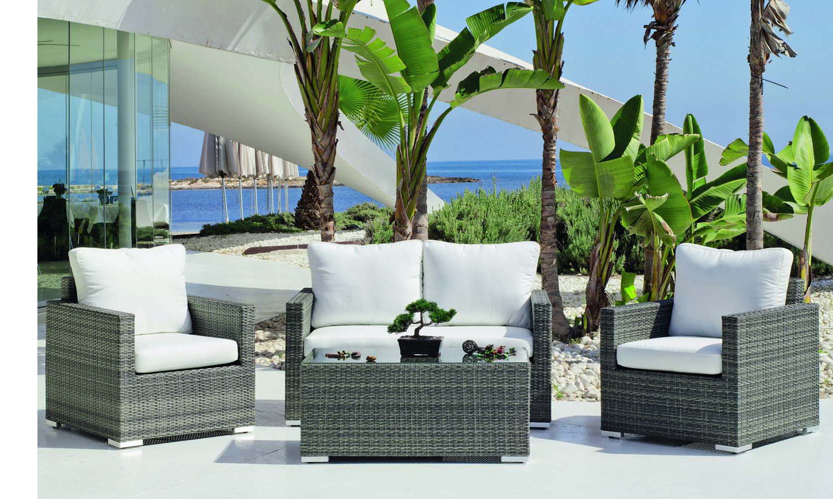 salon-de-jardin-resine-gris-moderne