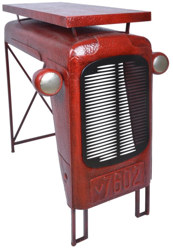 Table avec calandre de tracteur