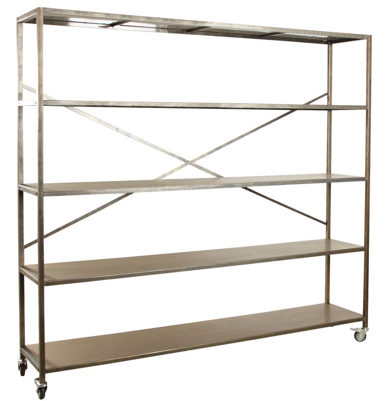 Grande étagère en métal avec roulettes