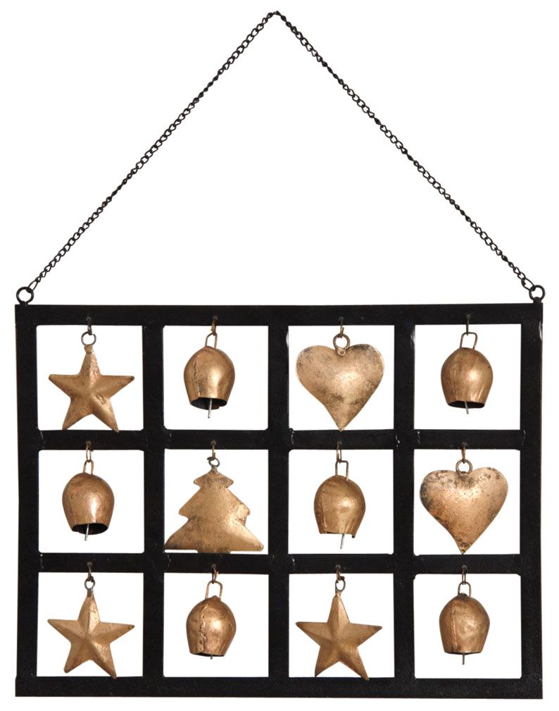 Décoration murale en métal patiné