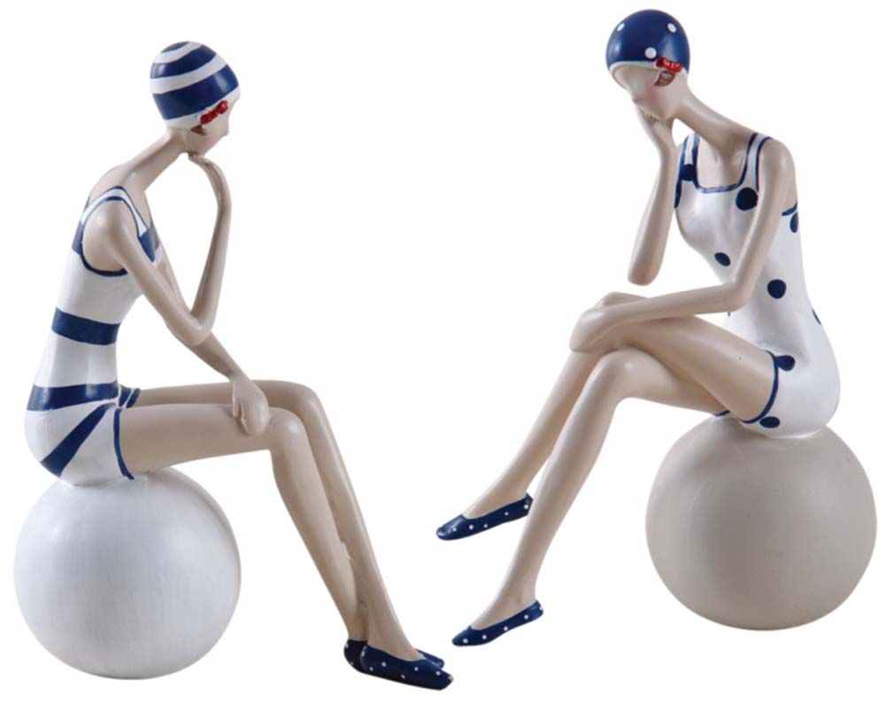 Baigneuses assises sur ballons en résine (Lot de 2)