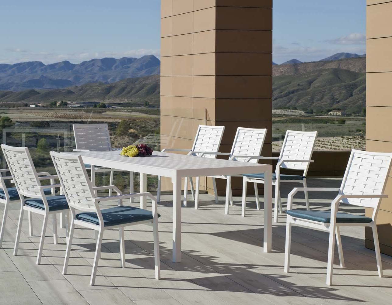 Salon de jardin en aluminium 8 places Sarana