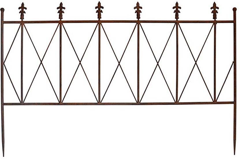 Grande barrière Fleurs de Lys en fer rouille 122 cm