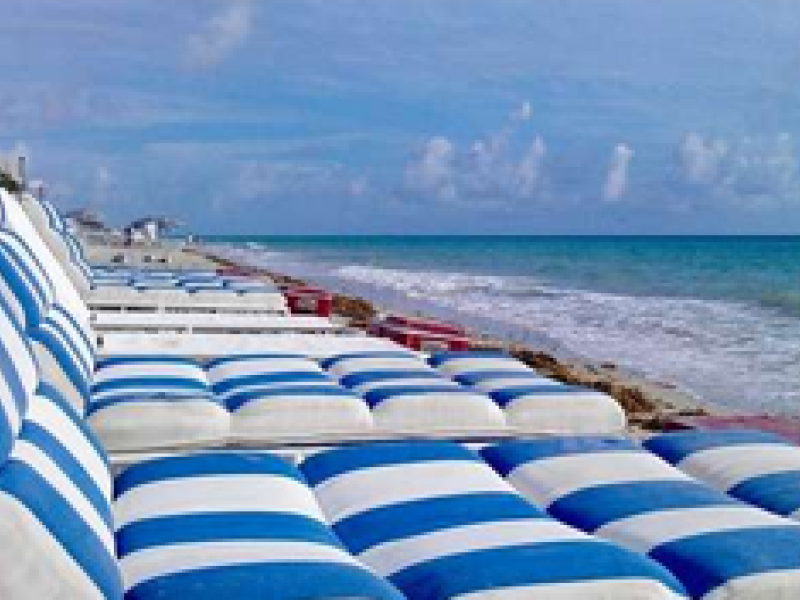 Comment nettoyer soi-même son matelas bain de soleil ?