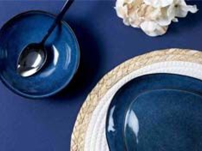 Dressez une table tendance avec notre vaisselle colorée !