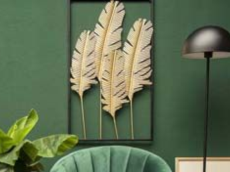 Décoration murale dorée : 5 objets à shopper pour un intérieur élégant et raffin